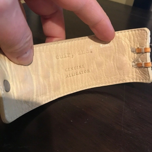 Cuir Inc Yellow Genuine Aligator Leather Bracelet - Picture 6 of 8